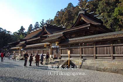 �F��{�{���