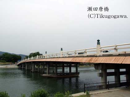 ���c����